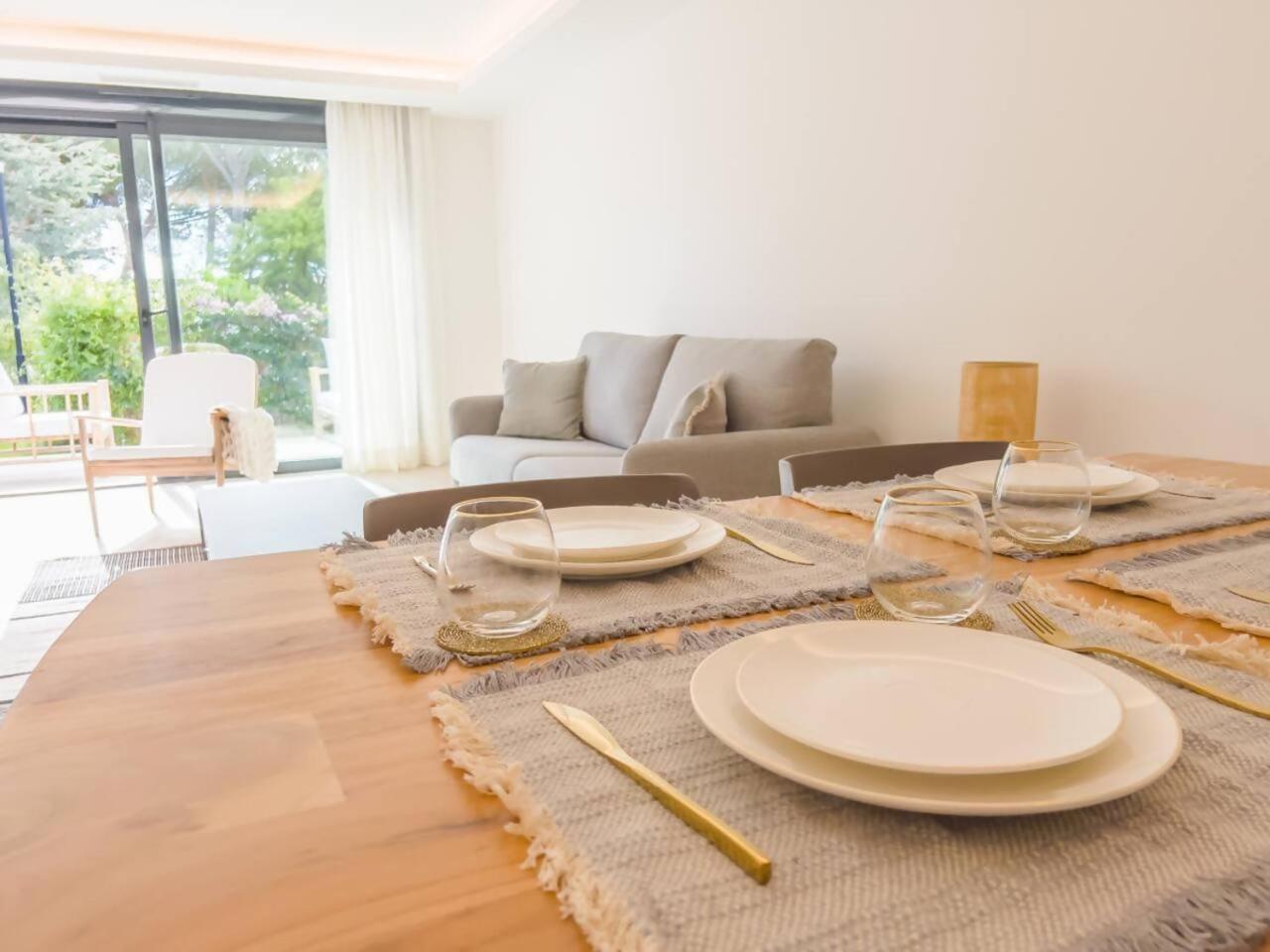 Bajo Con Jardin En La Milla De Oro Apartment Marbella Exterior photo