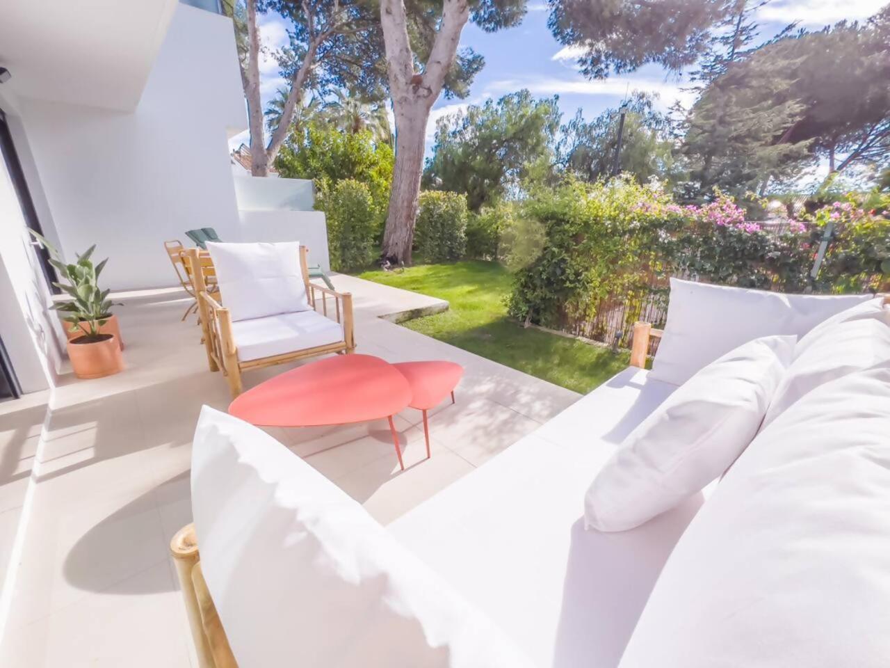 Bajo Con Jardin En La Milla De Oro Apartment Marbella Exterior photo